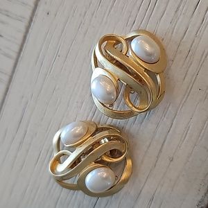 FO Inc gold and pearl chunky clip-on earrings.